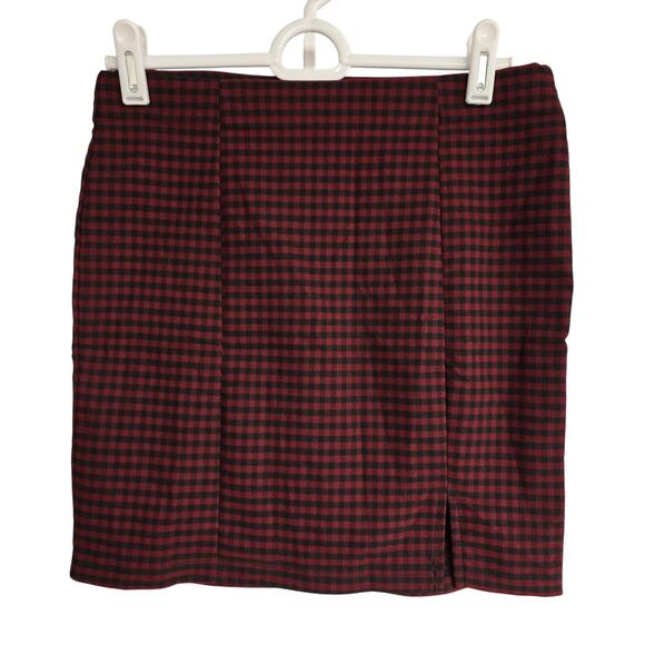 NEW NWT Originality Red & Black Checkered Mini Skirt w/ Front Slit | Size Small - Picture 1 of 10